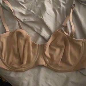Gently worn SKIMS Mesh strapless bra